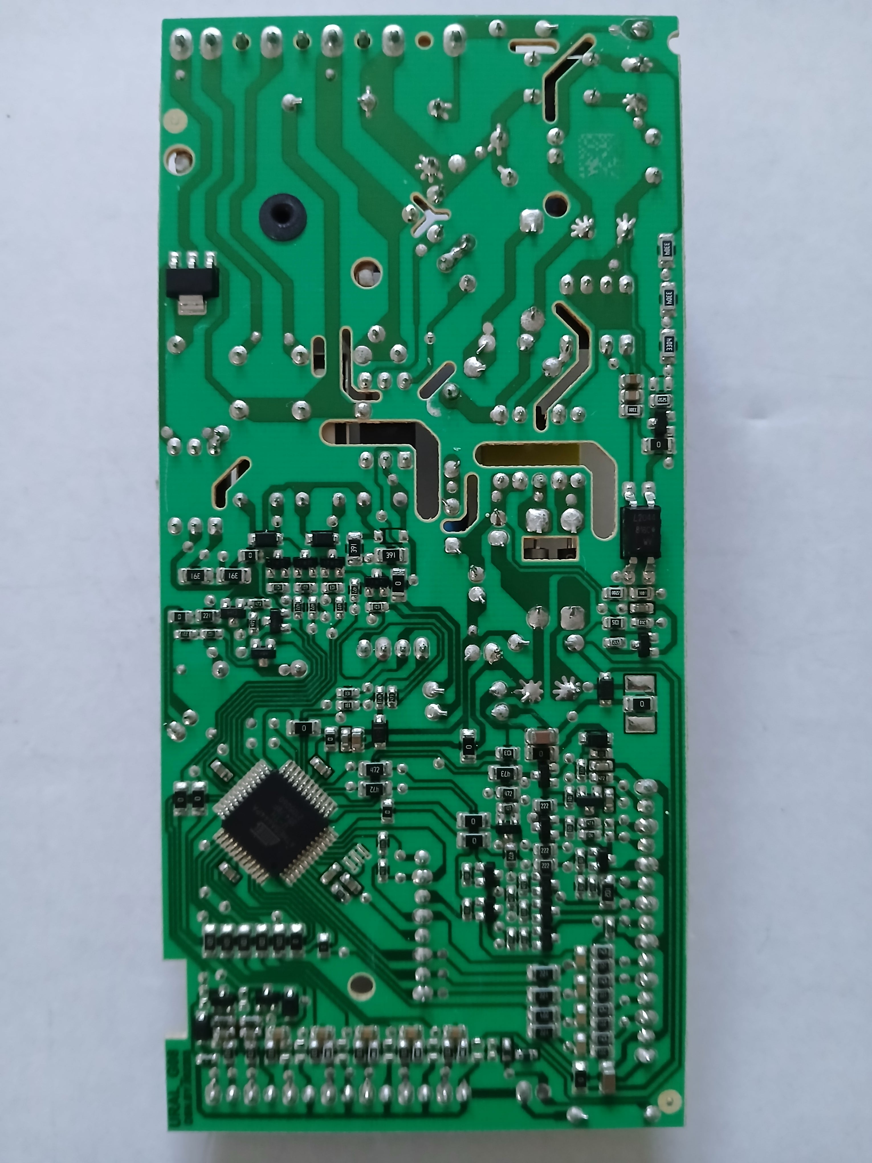 Carte d'alimentation réfrigérateur BEKO BCNA275E32SN