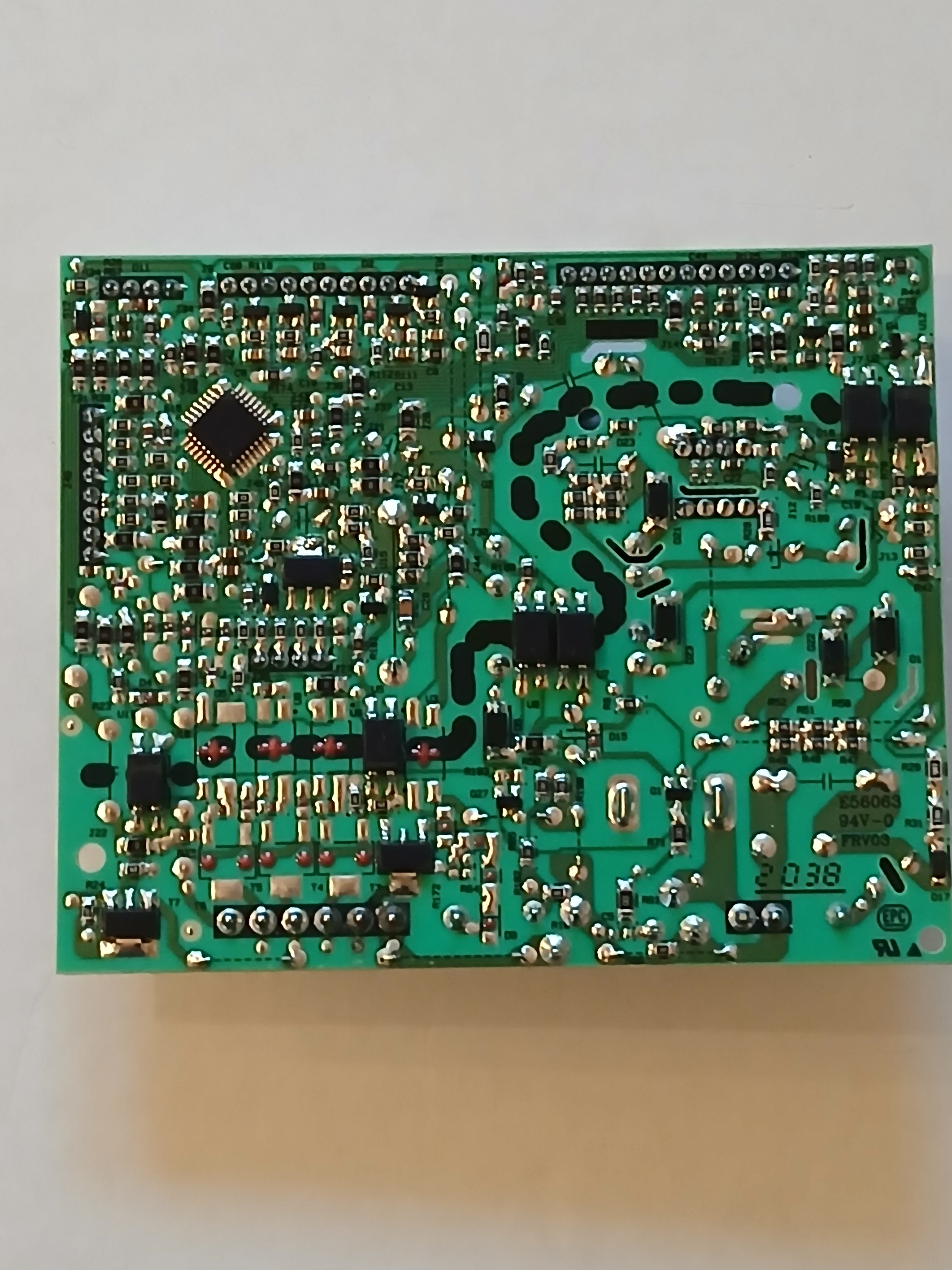 Carte d'alimentation réfrigérateur SHARP SJ-L2300E01X